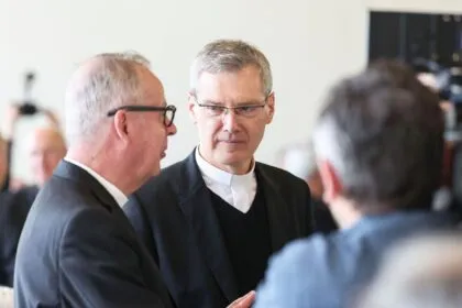 Bischof Wilmer: Christen sind wichtige Stütze der Gesellschaft