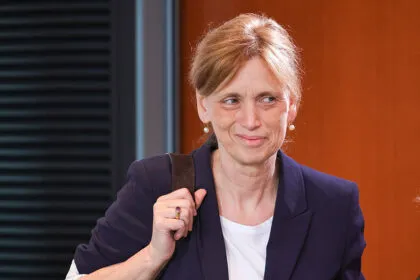Kürzere Bezugsdauer, mehr „Vätermonate“: Was sich beim Elterngeld ändern könnte