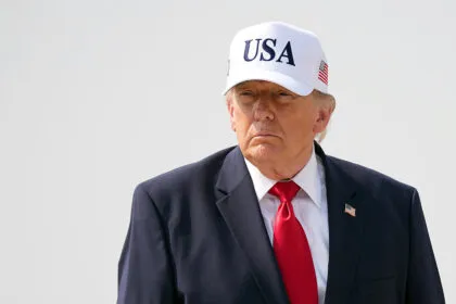 Trump will iranische Häfen blockieren und Frachtabgabe einführen
