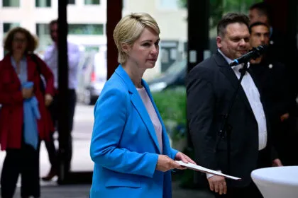 Umfrage: AfD in Mecklenburg-Vorpommern weiter vorn - SPD gewinnt bei den Wählern hinzu