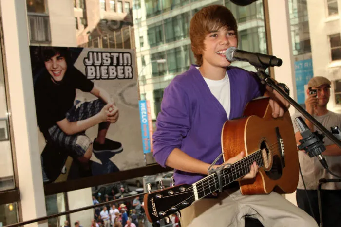 1. September 2009 – Der Musiker Justin Bieber im Nintendo World Store in New York City. Foto: Bryan Bedder/Getty Images. Foto: Bryan Bedder/Getty Images