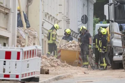 Hauseinsturz in Görlitz: Retter bergen drei Leichen aus Trümmerhaufen
