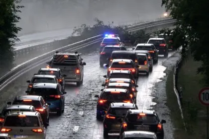 Mehrere Verletzte bei Unwetter rund um Nürnberg - Stromausfall in Reutlingen