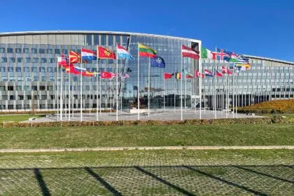 Spionagevorwurf: NATO-Praktikantin chinesischer Herkunft in Belgien festgenommen