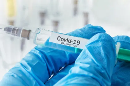 CDC-Studie zu COVID-19-Impfung nach interner Ablehnung im JAMA veröffentlicht