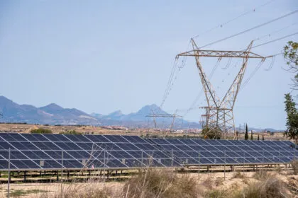 Blackout in Spanien: Daten verweisen auf Kettenreaktion durch Wind und Solar