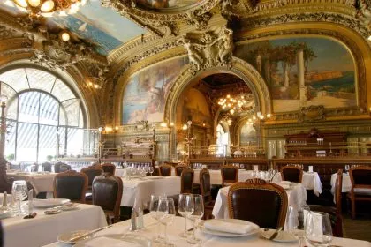 Atemberaubend schön: Das Restaurant Le Train Bleu