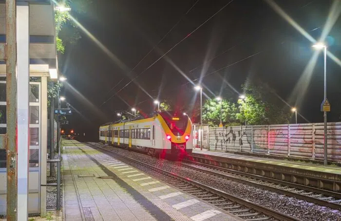 In diesem Regionalzug kam es zu der Prügelei.