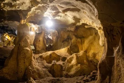 Südafrikanische Menschen-Fossilien eine Million Jahre älter als angenommen