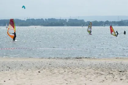 Phosphor am Ostsee-Strand: Kampfmittelräumdienst rückt aus