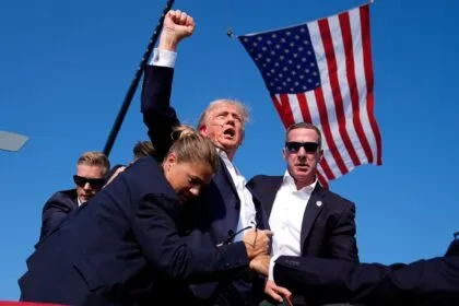 Sicherheitsmängel: Secret Service verpasste mehrere Chancen vor Trump-Attentat