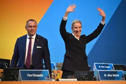 AfD-Parteitag: Eine Partei ordnet ihre Macht neu