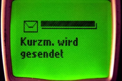 SMS-Nutzung bricht ein: Von 59,8 Milliarden Meldungen auf 2,9 Milliarden