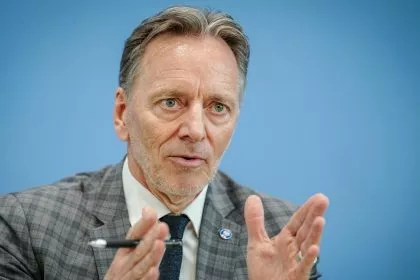 Social Media wird zur „Radikalisierungsschleuder“ - BKA-Chef drängt auf Bußgelder