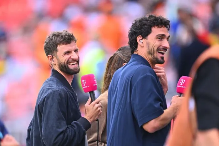 Zwei Ex-Weltmeister - aber auch zwei für den DFB? Thomas Müller (l) und Mats Hummels. (Archivbild)
