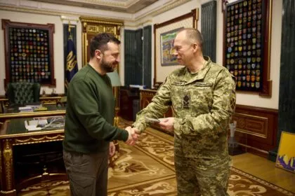 Ukraine: Präsident Selenskyj entlässt Armeechef Syrsky