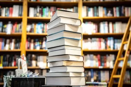 Fantasie oder KI-Formel - wer schreibt morgen unsere Bücher?