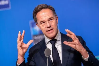 NATO-Chef Rutte warnt nach Chinas Raketentest vor „gefährlicher Naivität“