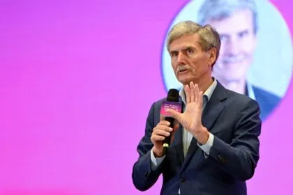 Autostandort bleibt Sorgenkind - Dudenhöffer: „Größtes Problem ist Deutschland“
