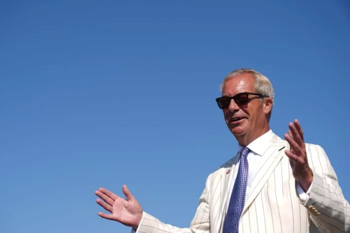 Brexit-Vorkämpfer Nigel Farage kehrt wieder ins Parlament zurück.