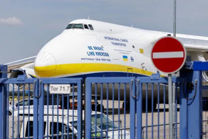 Sprengstoff-Drohne am Flughafen: Ukraine-Spur und Ruf nach NATO-Reaktion