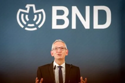 Geheimdienste sollen zurückschlagen dürfen: Was plant die Bundesregierung?