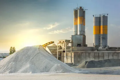 Mit Sprudelwasser CO₂-Emissionen von Beton senken