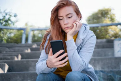 Streit mit den Eltern, kaum Zeit für Freunde: Macht Ihr soziales Leben Sie schleichend krank?
