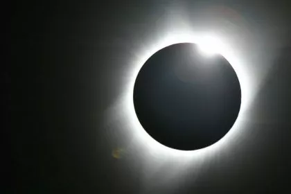 Erste totale Sonnenfinsternis über Europa seit 1999: Was Beobachter am 12. August erwartet