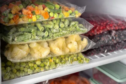 Frisch, tiefgekühlt oder aus der Dose: Nährstoffe in Obst und Gemüse auf dem Prüfstand