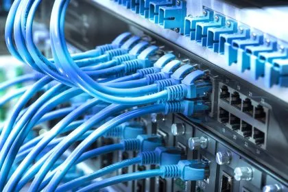IT-Spezialisten hacken 6G mit Drucker, Metallfolie und Laminiergerät - in fünf Minuten