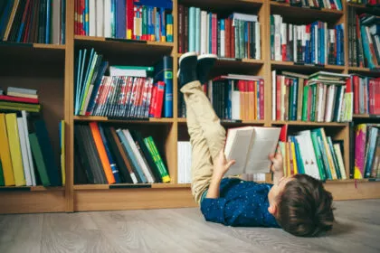 Studie: Warum unser Gehirn vom analogen Lesen profitiert