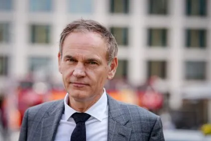 Viel Kritik: VW-Chef Blume stellt sich Betriebsversammlungen