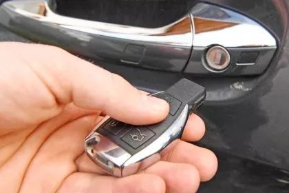Keyless-Autos: ADAC warnt vor Diebstahl durch Funkverlängerung