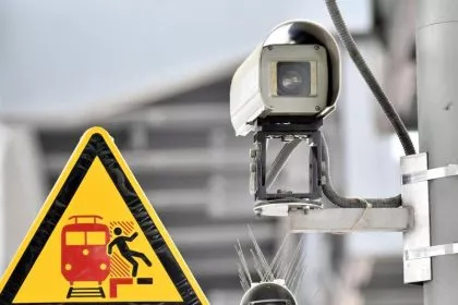 Kriminalbeamte befürworten KI-gestützte Überwachung an Bahnhöfen