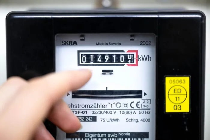 Unternehmen und Behörden zahlen für Strom und Gas im Schnitt niedrigere Preise als Privathaushalte. (Symbolbild)