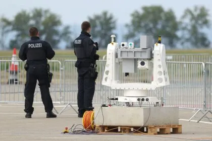 Drohnenvorfall in Leipzig: Dobrindt vermutet Verbindungen zu anderen Anschlagsplänen