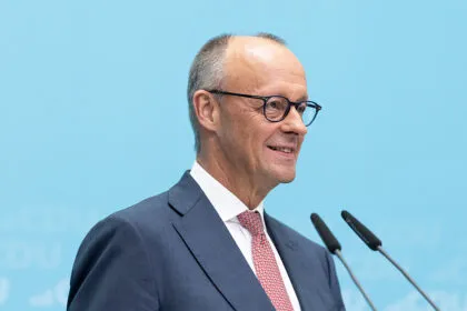 22.09.2026 | DHL-Depot evakuiert | Eurowings-Flugzeug: Sicherheitslandung in Düsseldorf | Merz räumt Mitschuld an Wahlniederlagen ein