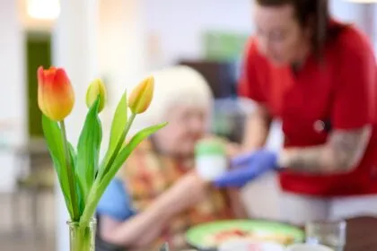 Pflegeversicherung im Minus - Verband sieht „Alarmstufe Rot“