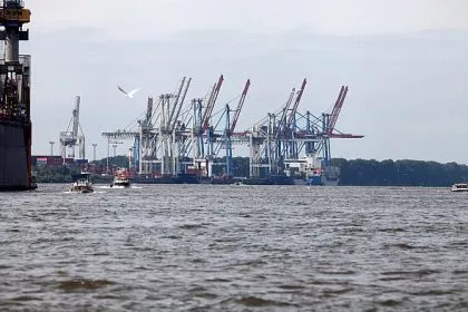 Spionagegefahr: USA warnen vor China-Kränen in westlichen Häfen