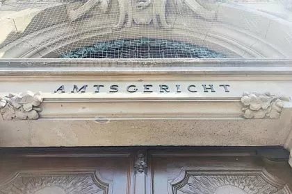 IW: Deutschland beschäftigt zu viele Richter und Staatsanwälte