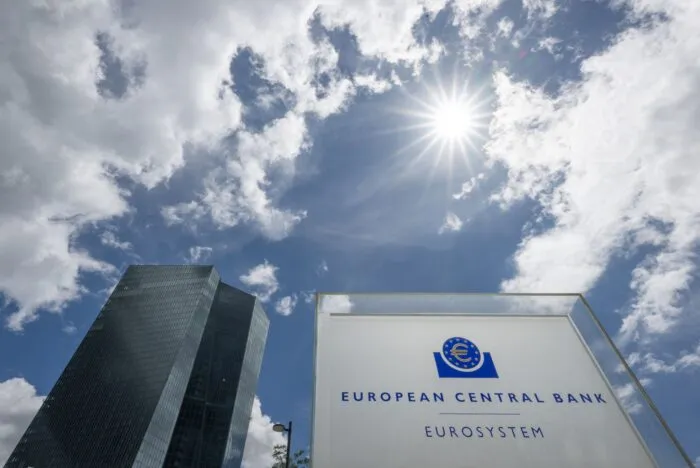 Die steigende Inflation in der Eurozone setzt die EZB unter Druck.
