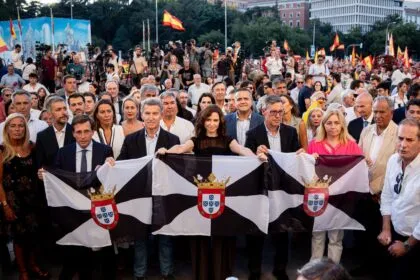 Ceuta-Krise erreicht Madrid: Proteste erhöhen Druck auf Sánchez-Regierung