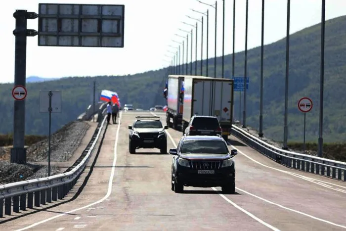 Im Fernen Osten Russlands wurde die erste Straßenverbindung ins benachbarte Nordkorea eröffnet.