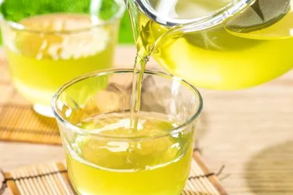 Studie: Grüner Tee beugt Herzerkrankungen vor