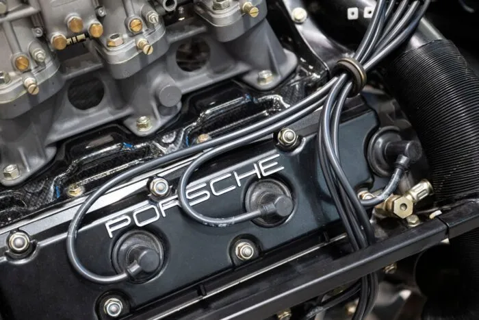 Die Krise bei Porsche belastet VW in Milliardenhöhe. (Archivbild)