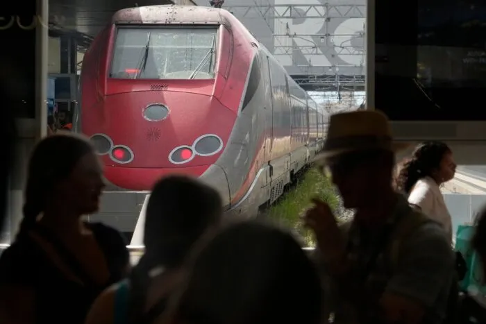 24 Stunden lang soll der Zugverkehr in Italien ruhen. (Archivbild)