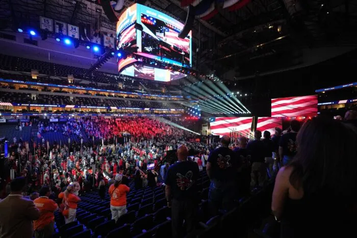 Bei ihrem Parteitag in Texas porträtieren Republikaner die Demokraten als eine radikal linke Bedrohung für die USA.