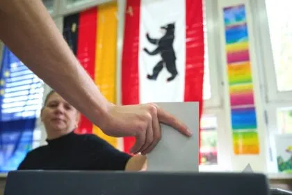 TICKER Berlin | Wahlbeteiligung um 12 Uhr bei 27,9 Prozent