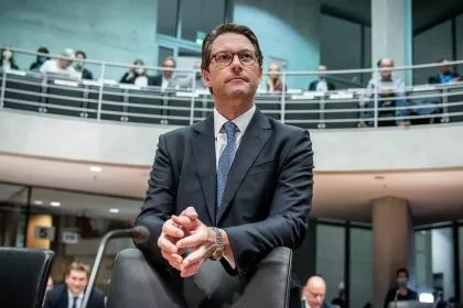 Gericht lässt Anklage gegen Ex-Verkehrsminister Scheuer zu